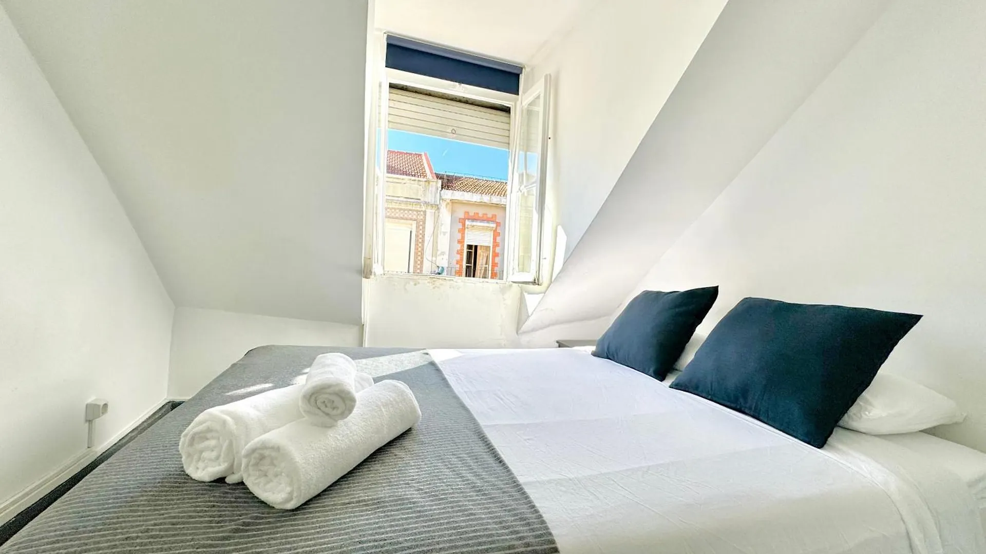 Guest house Low Cost Arroios Rooms Lisbon