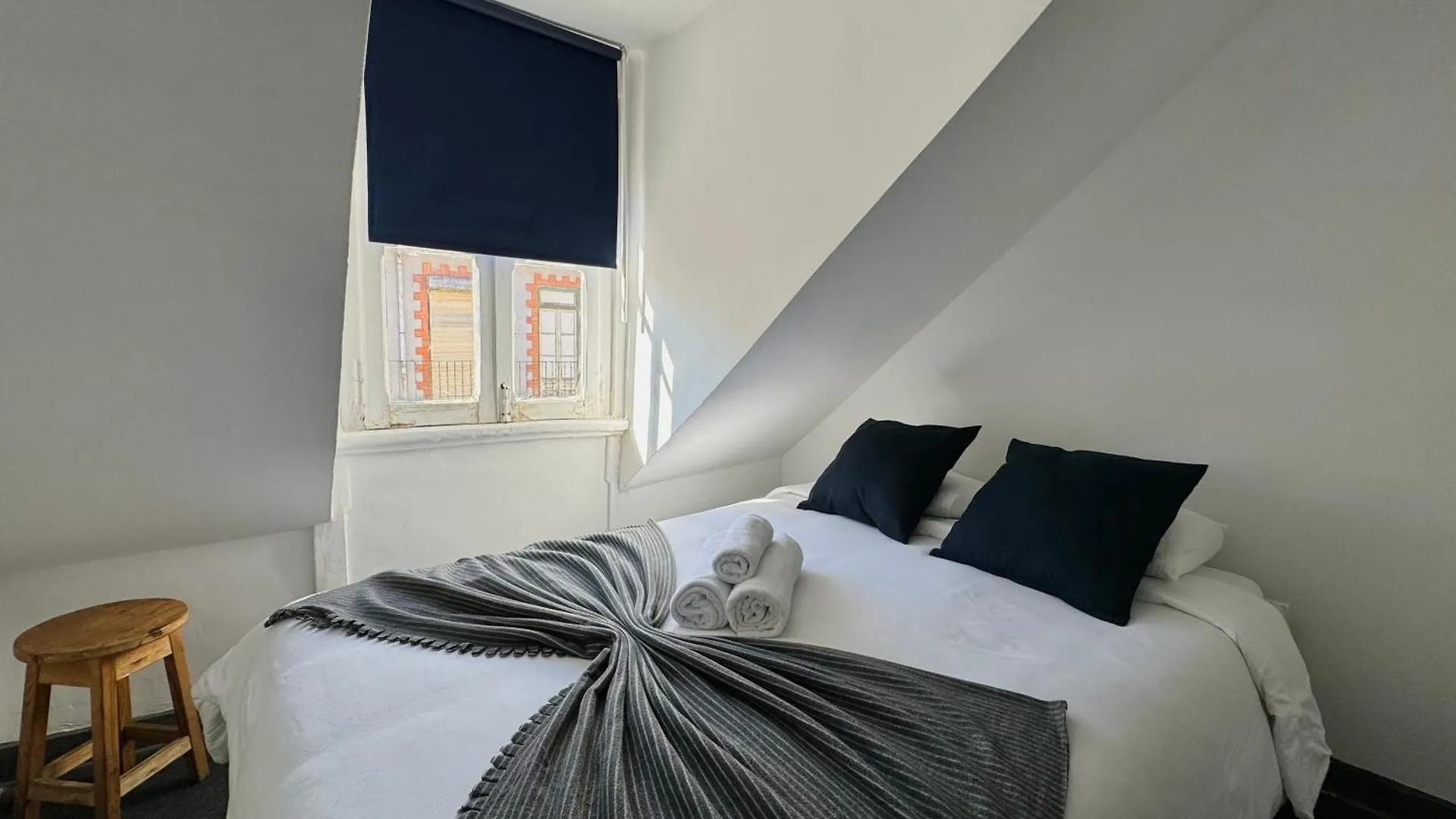 Low Cost Arroios Rooms Lisbona 0*,  Portogallo